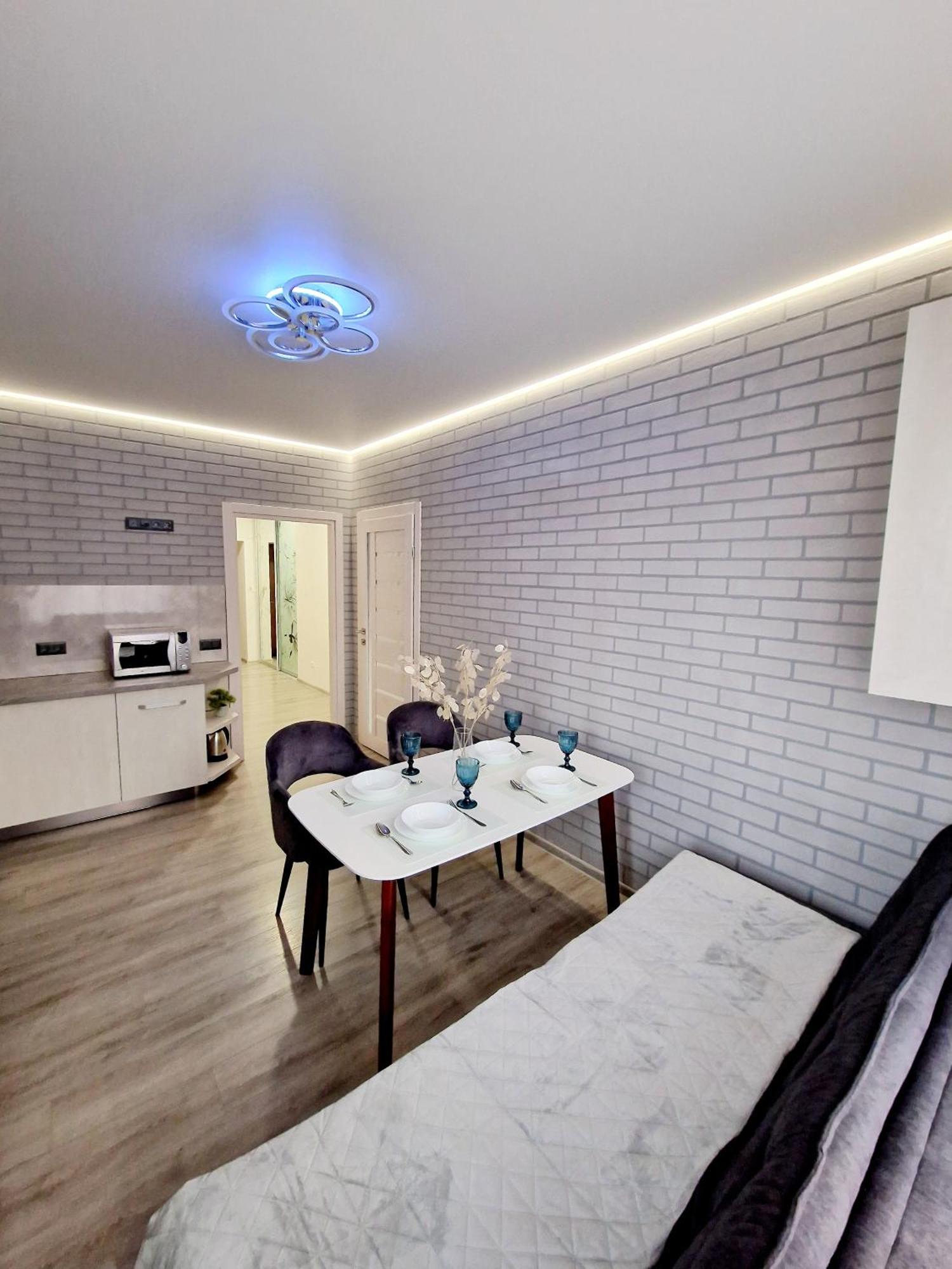 Apartament On Chornovola, 40 Жк "Варварівка" Luck Exteriér fotografie